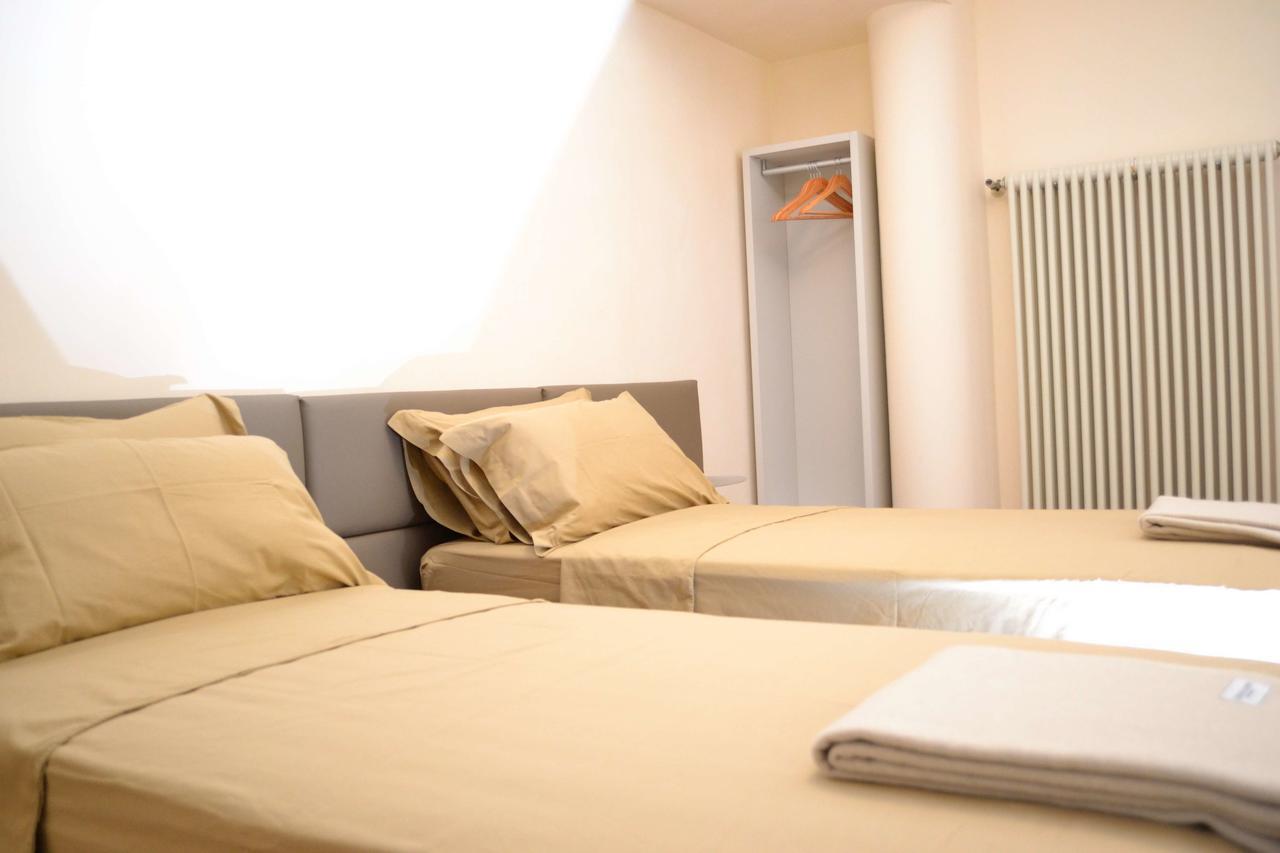 Portico Oscuro Deluxe Apartment - centro città Trévise Extérieur photo