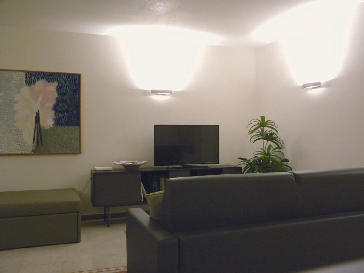 Portico Oscuro Deluxe Apartment - centro città Trévise Extérieur photo